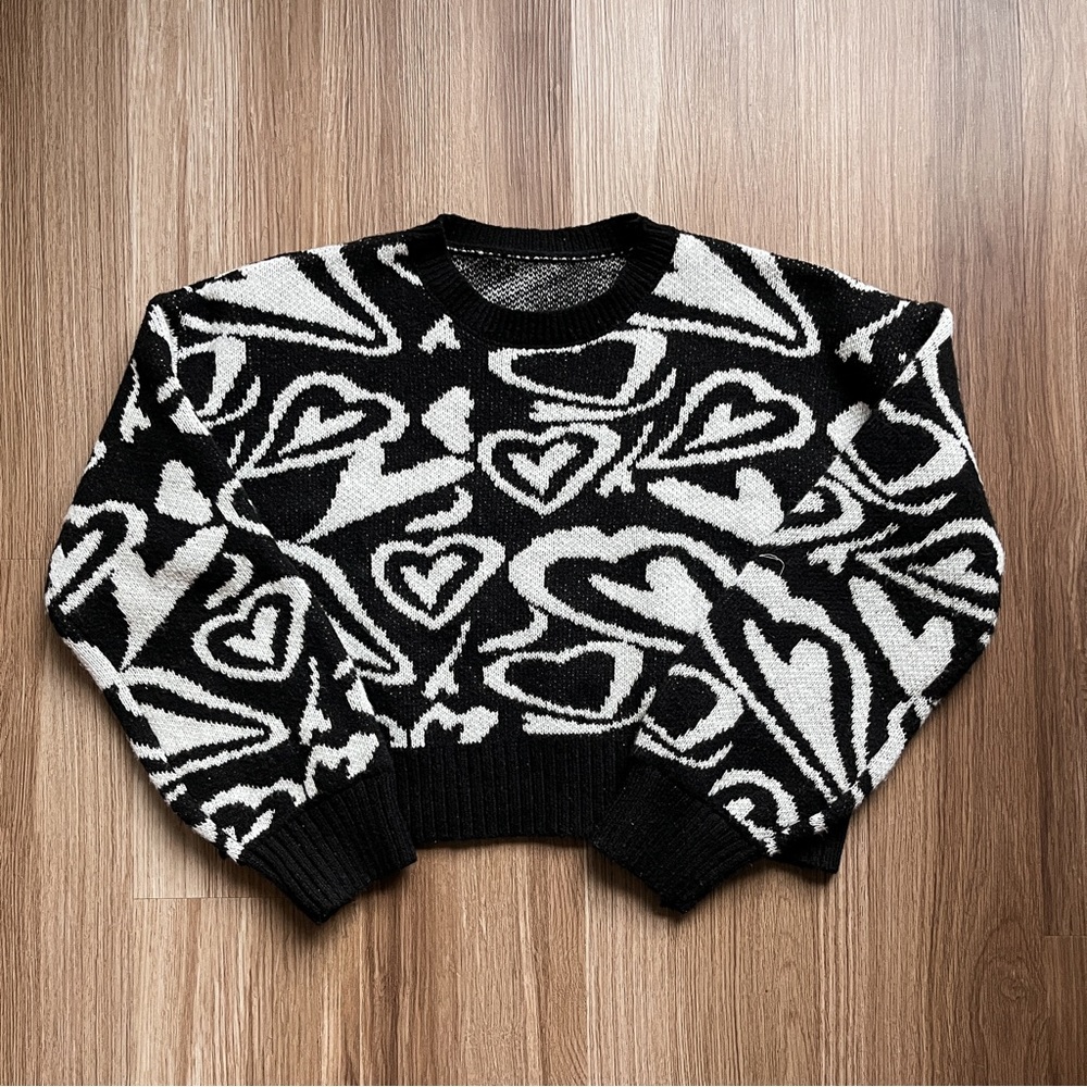 SHEIN Retro Heart Print Sweater in S
